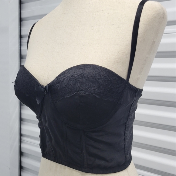 Guess Mid 2000s Bustier Corset Clubbing Crop Top with Lace Accent - Med - Picture 13 of 14